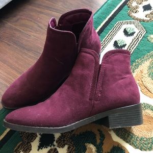 New Forever 21 booties size 7
